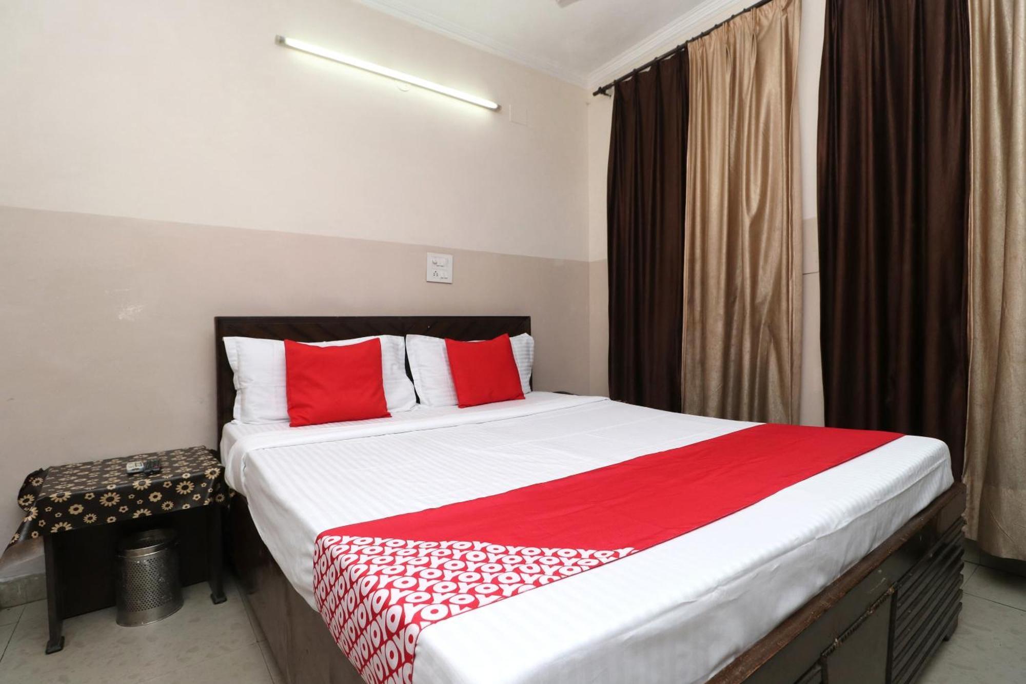 Hotel O Ashoka Residency Chandīgarh Extérieur photo