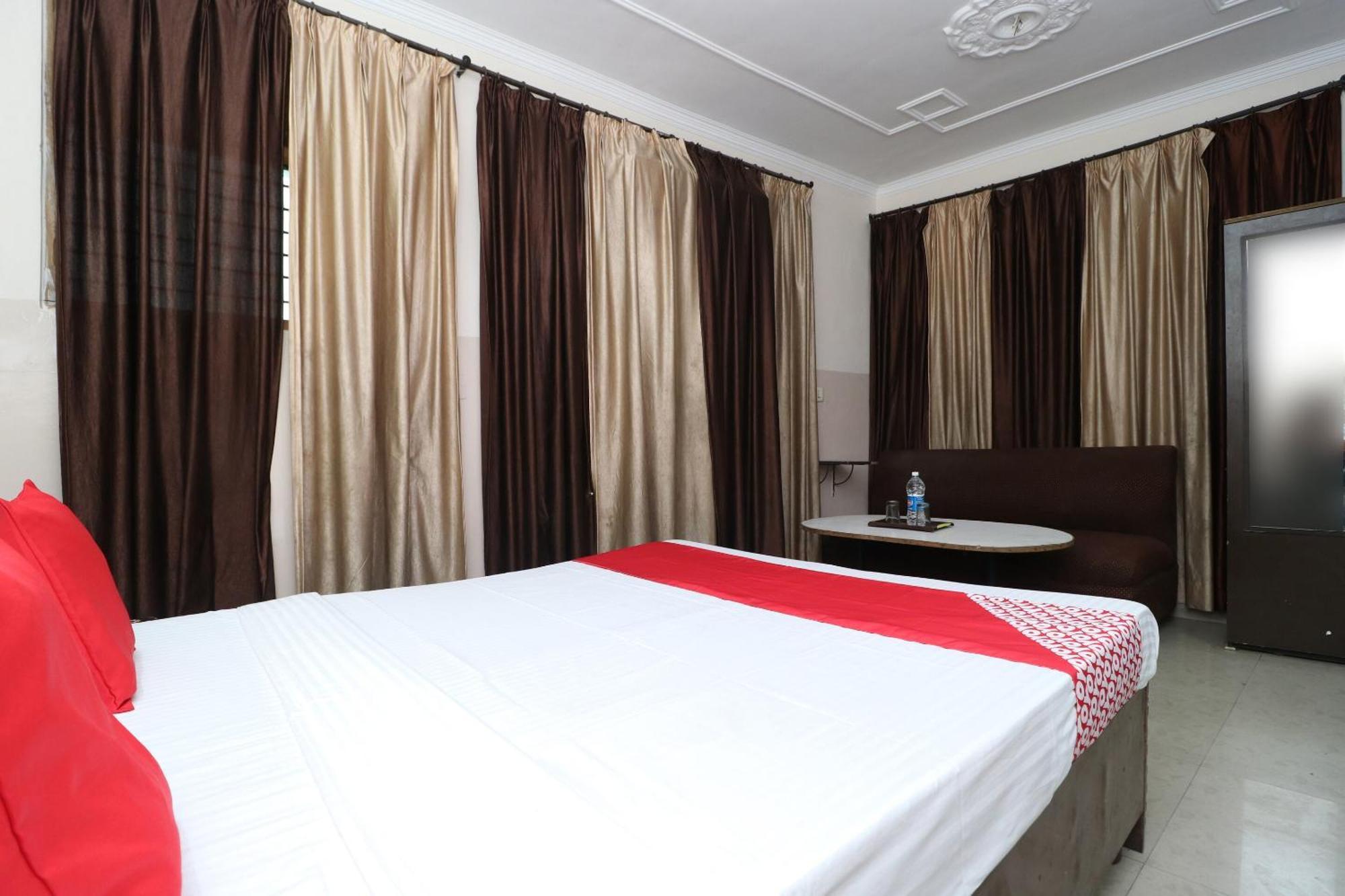 Hotel O Ashoka Residency Chandīgarh Extérieur photo
